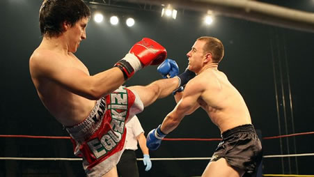 Aitor Eguzkiza VS Paul Douglas